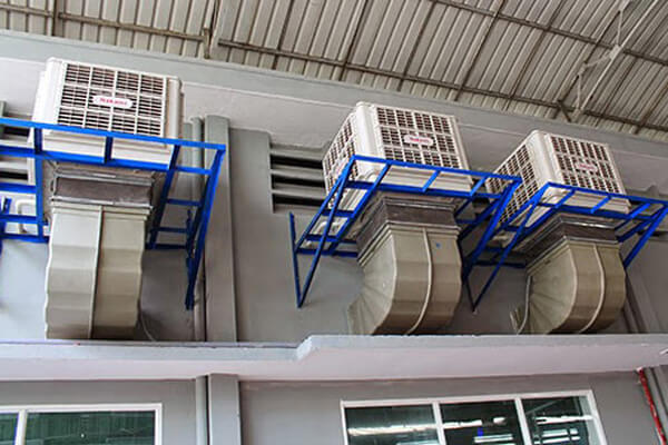 may lam mat nha xuong bang nuoc